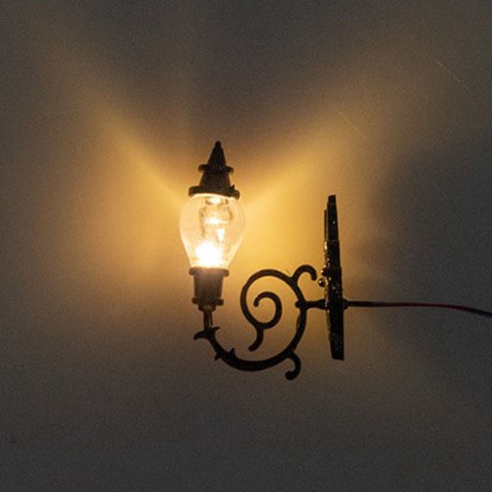 1.7*2.3cm Dollhouse Wall Lamp  - Kids Outdoor Cubby House recension och pris