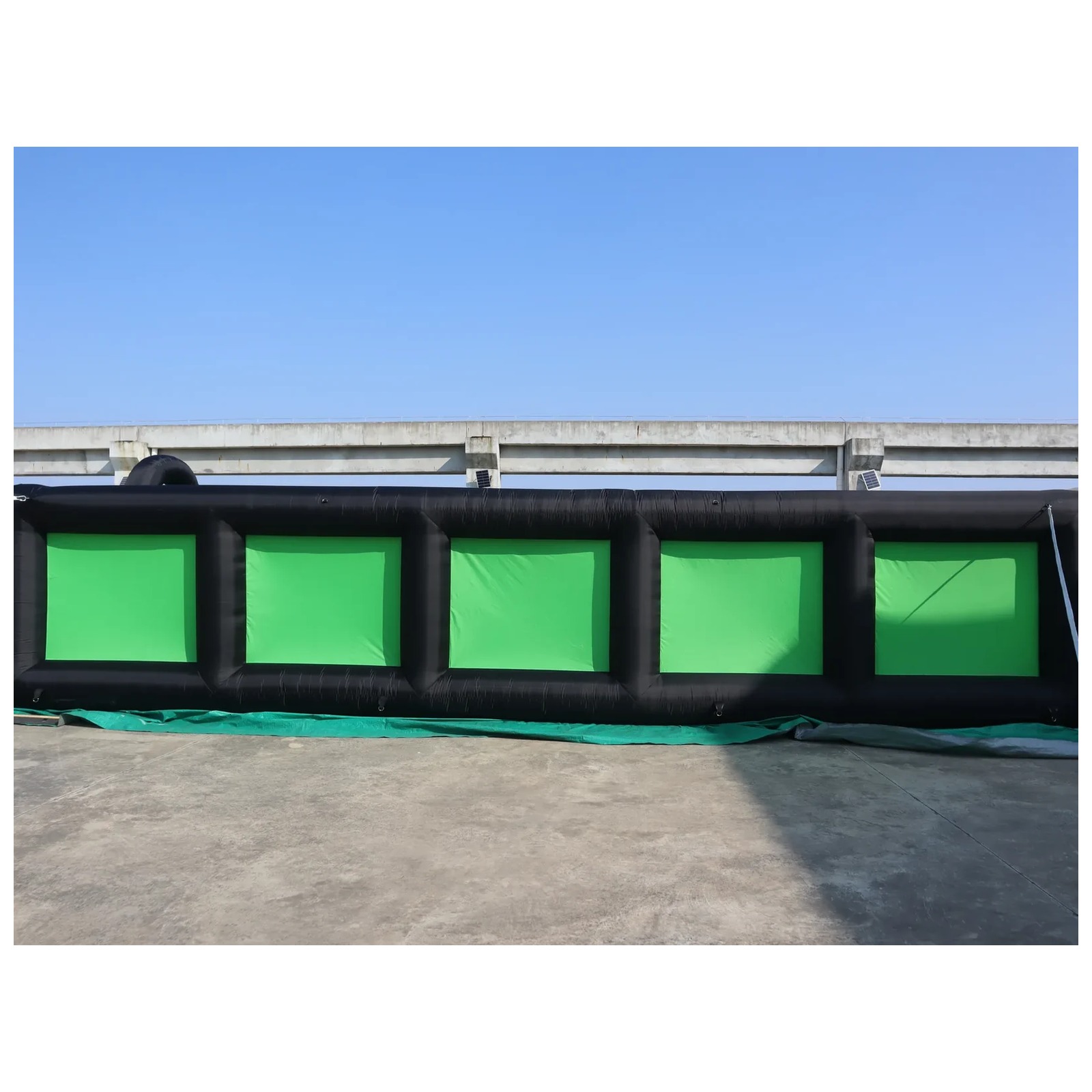 Outdoor Black Green Inflatable - Kids Outdoor Party Venue recension och pris